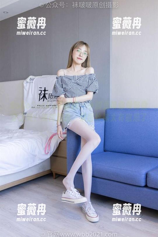 BoBoSocks袜啵啵-小甜豆 BoBoSocks袜啵啵 - 小甜豆带你领略叠穿之美:美图精选,双层丝袜太有意思了!