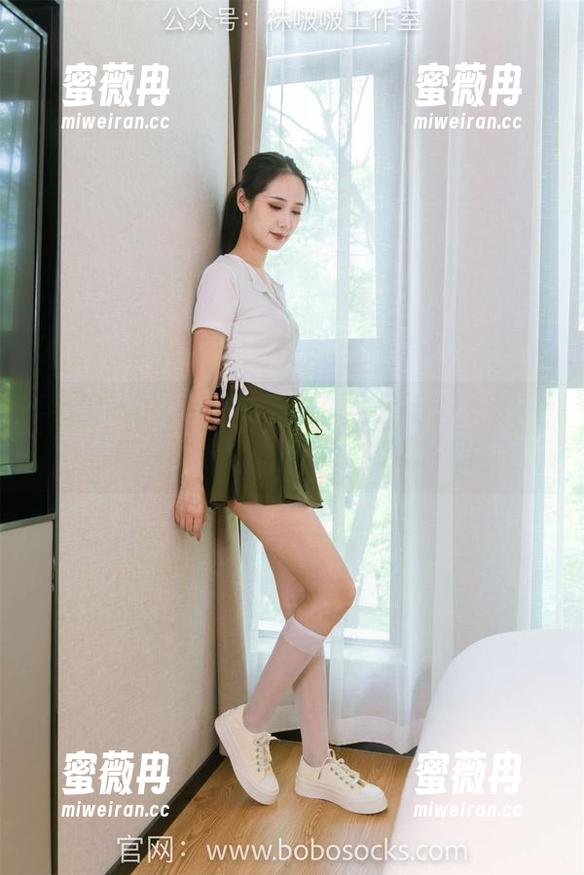 BoBoSocks袜啵啵-稚予 BoBoSocks袜啵啵 - 稚予的红丝:这作品集,难道是为撩人专门设计的?