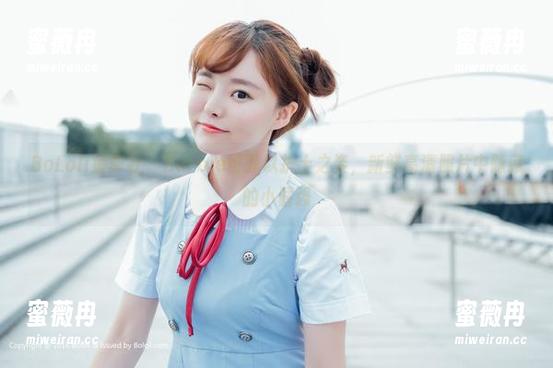 BoLoli菠萝社-Barbie可儿 BoLoli菠萝社 - Barbie可儿以护士之姿,新鲜高清照片中隐藏的小倔强