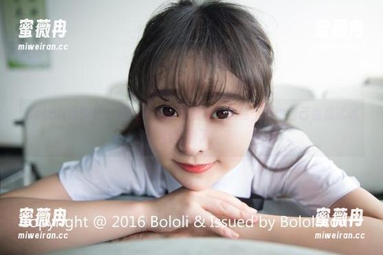 BoLoli菠萝社-柳侑绮 BoLoli菠萝社 - 柳侑绮的眼镜配私房图包,感觉自己也想试试当模特了!