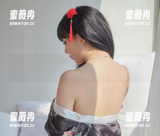 在Dami(퀸다미)的原图里，恍惚间以为自己也置身圣诞雪趣，只是没看到胡子