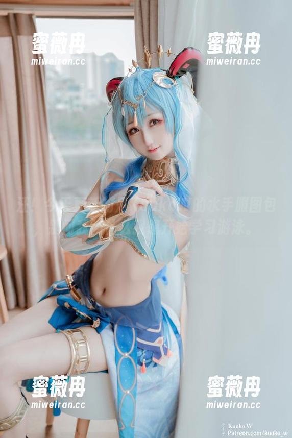 汪！今天更新的是KuukoW的水手服图包，别问我为什么我想开始学习游泳。