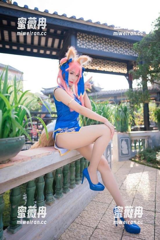Money冷冷 Money冷冷来啦!分享一组OL妖精的尾巴,办公室里的小确幸配上绝美写真~