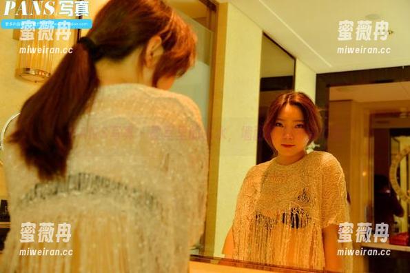 PANS写真 - 教室里的水水，墙面比我还受欢迎