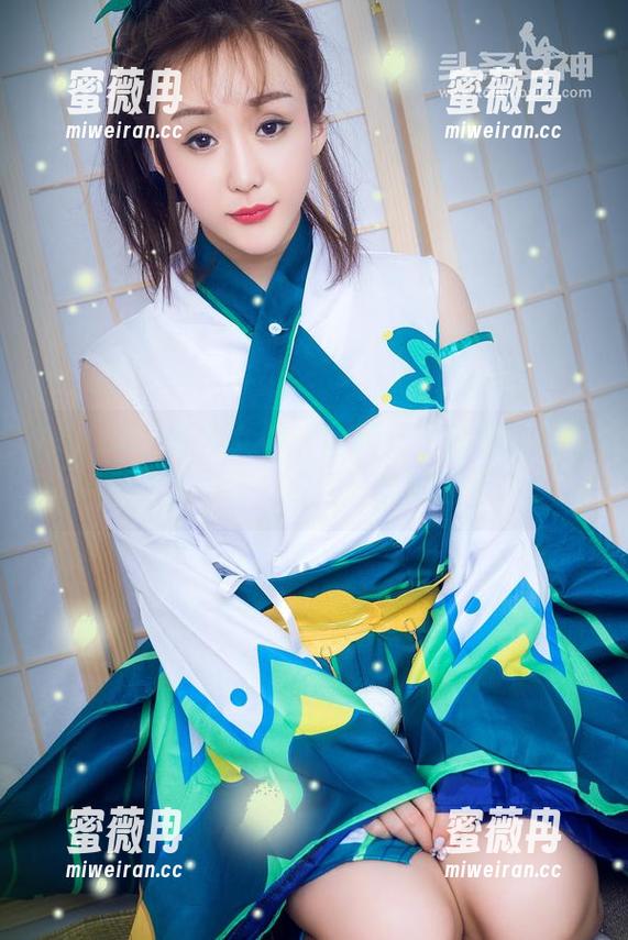 TouTiao头条女神-神琦泽步 TouTiao头条女神 - 神琦泽步新作:黑丝写真合集,欲语还休的暗示