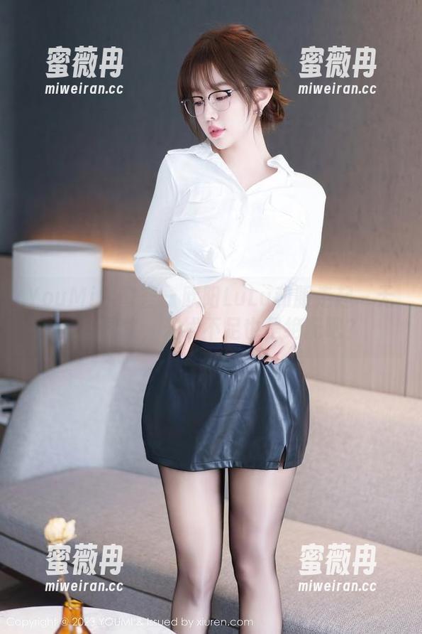 YouMi尤蜜荟-欧阳LuLu YouMi尤蜜荟 - 欧阳LuLu和服走起~无圣光图集,光线不足也是绝配吧?