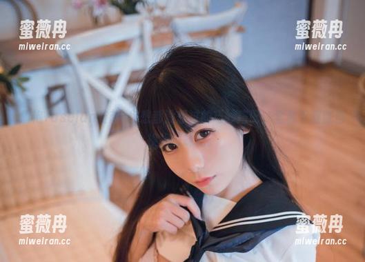 usejan蓝蓝 旗袍+usejan蓝蓝=你想都没想过的巧妙搭配,全套下载就当换换口味吧。