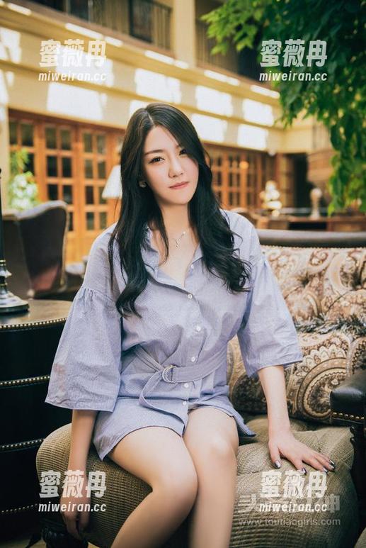 头条女神-蔡楠 头条女神 - 惠风和畅,私拍中的蔡楠少女合集,不如说是懒散的夏日记忆吧。