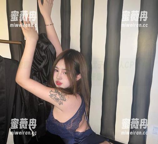 小u优优子 微密圈 - 岁月静好,小u优优子的双人CP,免费美图真让人心猿意马!