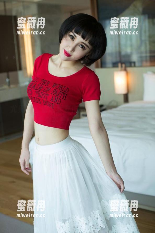 尤果网-仙妮 尤果网 - 仙妮女友作品:必须认清这一点,我似乎是个开心的捧场者…