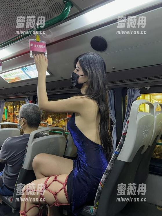 就是阿朱啊 微密圈 - 看就是阿朱啊的私拍内衣图集,好像重新认识了拉链的另一面…太神奇了吧。