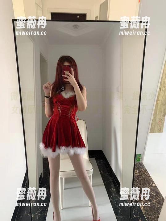 微密圈 - 从微信朋友圈到写真集，提袜少女的原创之旅！原图悄然生变，完全不一样！