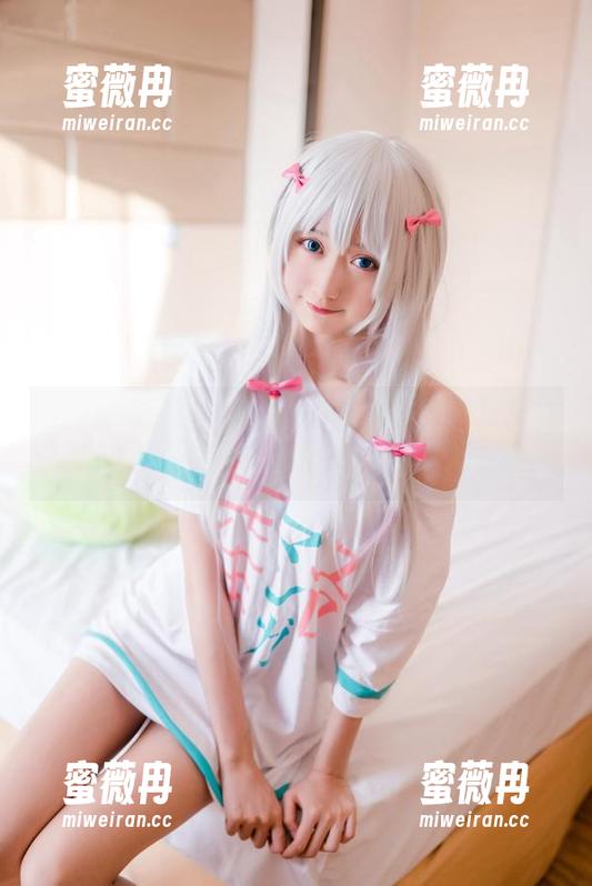 更新时间！木棉棉OwO和她的奶牛写真，混搭出了一种独特的骚气。