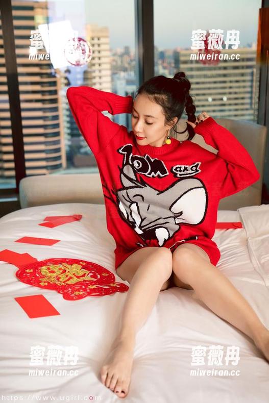 果儿Victoria 微密圈 - 看果儿Victoria美脚全套,我的袜子都羞愧得掉下来了。