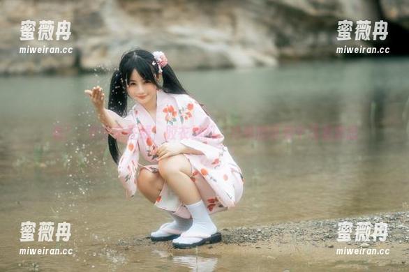 看！桜井宁宁在线，胶衣妹抖，简单的可爱中透着意思