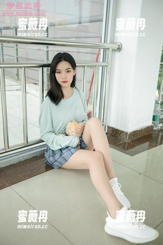 梦丝女神 - 美图分享：刘诺，这“天使”也是太让我羡慕了吧！