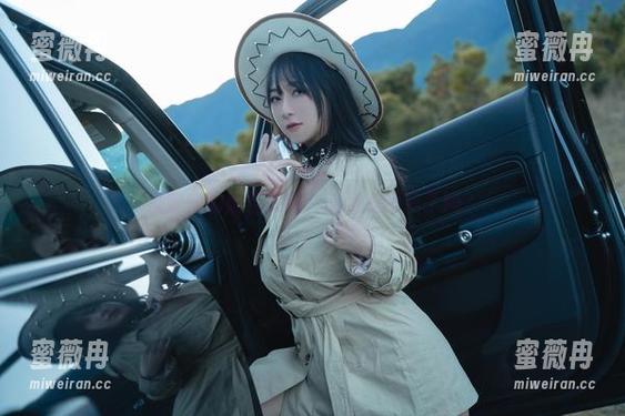 浅安安 浅安安的黑色定制,难道我眼花了吗?
