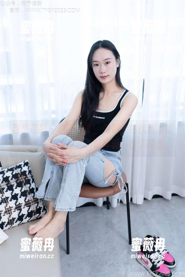 甜予摄影-璇璇 甜予摄影 - 原图分享,薄黑丝的优雅由璇璇演绎,真的是看了想再看,看了再看。