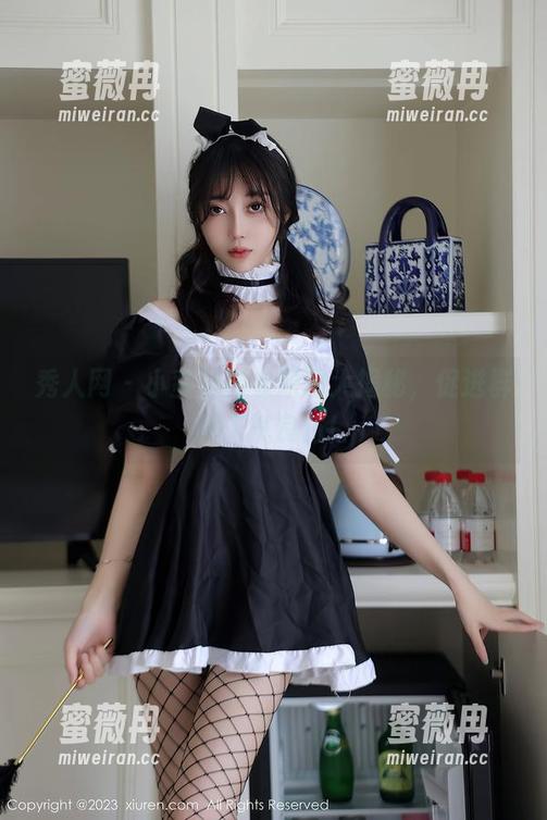 秀人网-小蛮妖 秀人网 - 小蛮妖内衣原图大揭秘,促进群聊人气良药!