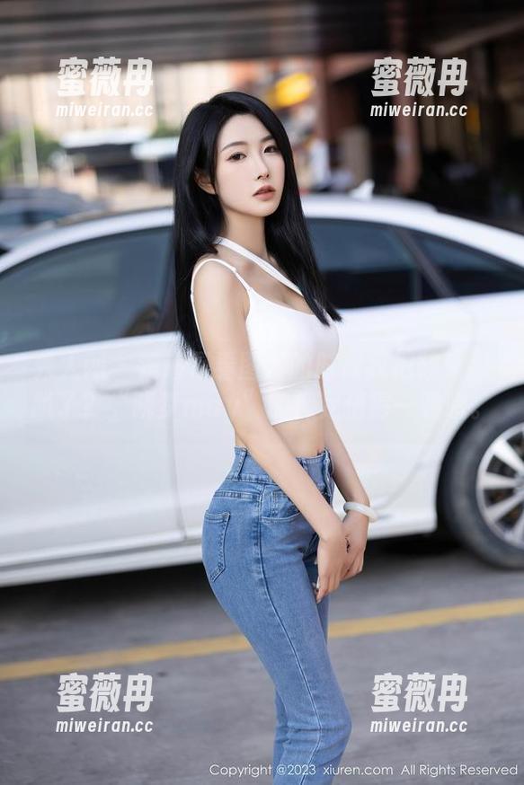 秀人网-晓梦may 秀人网 - 难道是看图片的时候我把鞋子都脱了?“晓梦may”的裸足值得一瞧哦。