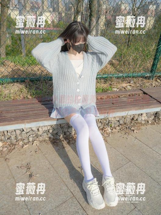 紧急企划-小恩 紧急企划 - 小恩的校服美图套图,回校园,别喧嚣,只寻纯粹
