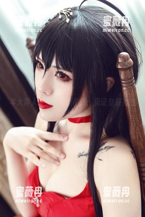 羊大真人最新礼服作品集：见证穿搭界的羊羊风暴！