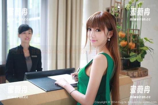 美媛馆-许诺sabrina 美媛馆 - 许诺sabrina在豹纹里闪耀—在线高清,目不转睛!
