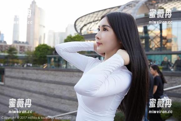 蜜桃社-Rola 蜜桃社 - 难以忘记的Rola,清纯写真里的照片流露出一种…意想不到的纯良吧?