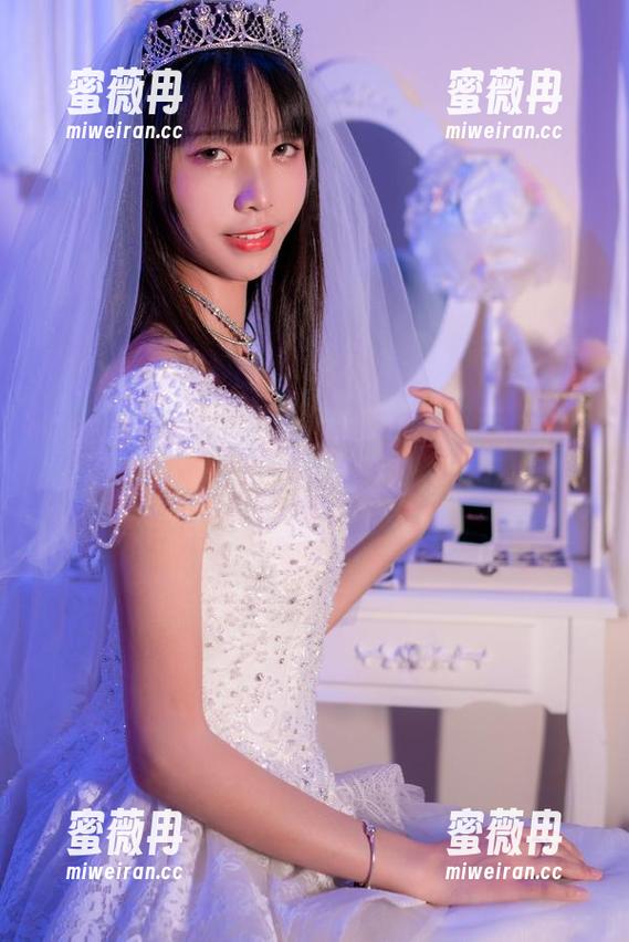 最新版西瓜少女，旗袍照片里隐藏又不藏的套路。